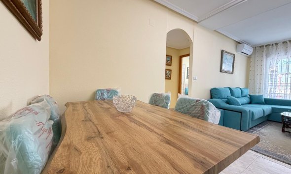 Revente - Apartment -
Torrevieja - Playa del Cura