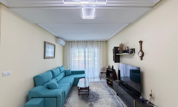 Revente - Apartment -
Torrevieja - Playa del Cura