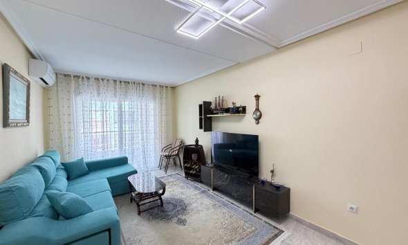 Revente - Apartment -
Torrevieja - Playa del Cura