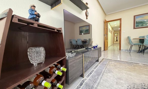 Revente - Apartment -
Torrevieja - Playa del Cura