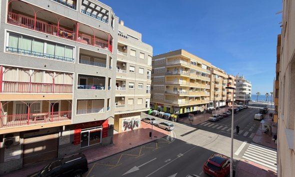 Revente - Apartment -
Torrevieja - Playa del Cura