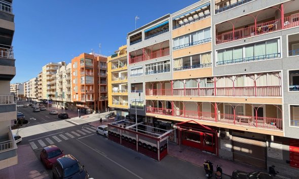 Revente - Apartment -
Torrevieja - Playa del Cura