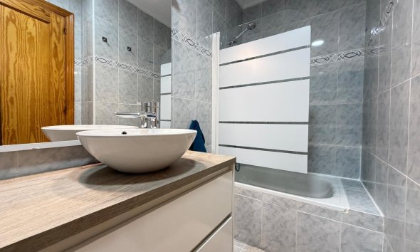 Revente - Apartment -
Torrevieja - Playa del Cura