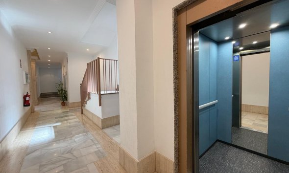 Revente - Attique -
Torrevieja - Playa del Cura
