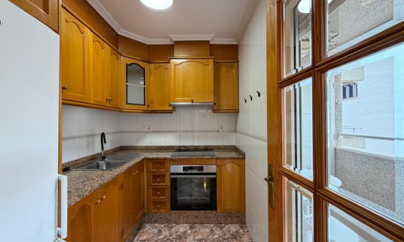 Revente - Apartment -
Torrevieja - Playa de los Locos