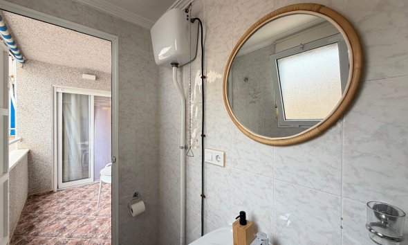 Revente - Apartment -
Torrevieja - Playa de los Locos