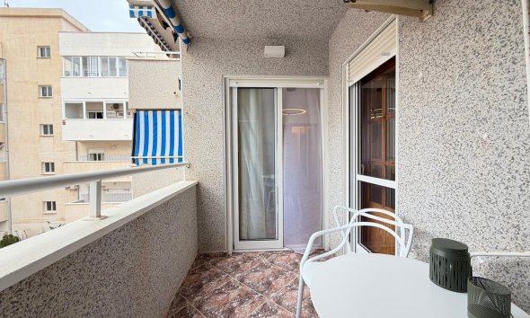 Revente - Apartment -
Torrevieja - Playa de los Locos
