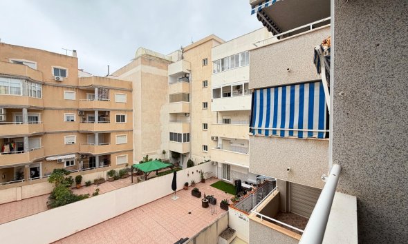 Revente - Apartment -
Torrevieja - Playa de los Locos