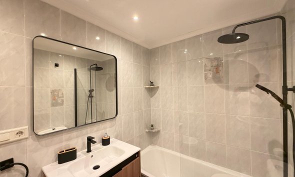 Revente - Apartment -
Torrevieja - Playa de los Locos