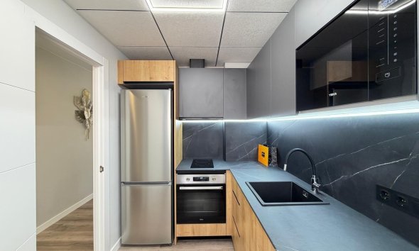 Revente - Apartment -
Torrevieja - Estacion De Autobuses
