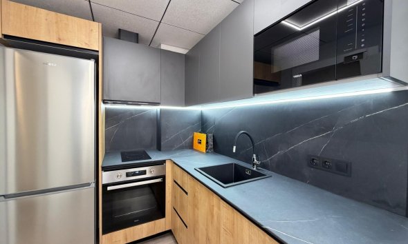 Revente - Apartment -
Torrevieja - Estacion De Autobuses