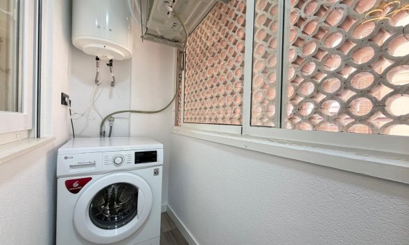 Revente - Apartment -
Torrevieja - Estacion De Autobuses