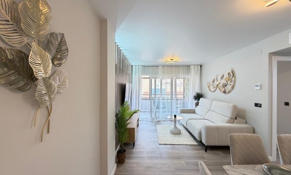 Revente - Apartment -
Torrevieja - Estacion De Autobuses
