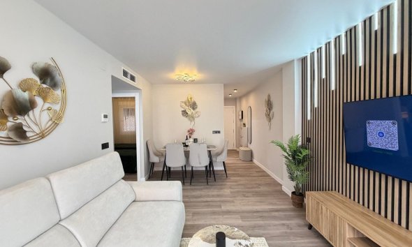 Revente - Apartment -
Torrevieja - Estacion De Autobuses