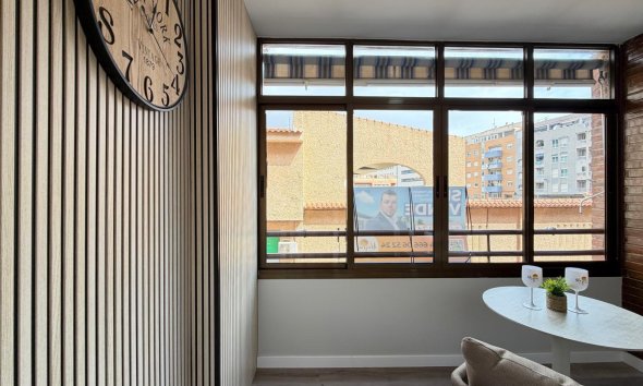Revente - Apartment -
Torrevieja - Estacion De Autobuses