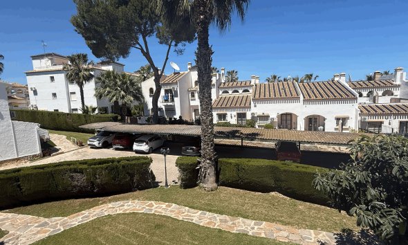 Revente - Apartment -
Orihuela Costa - Costa Blanca