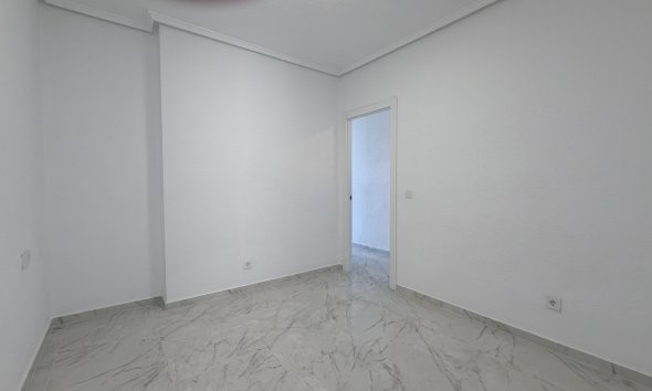 Revente - Apartment -
Torrevieja - Costa Blanca