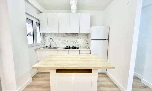 Revente - Apartment -
Torrevieja - Costa Blanca