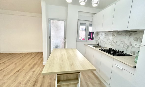 Revente - Apartment -
Torrevieja - Costa Blanca
