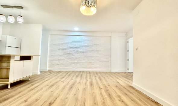 Revente - Apartment -
Torrevieja - Costa Blanca