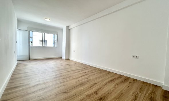 Revente - Apartment -
Torrevieja - Costa Blanca