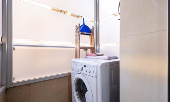 Revente - Apartment -
Torrevieja - Las Calas