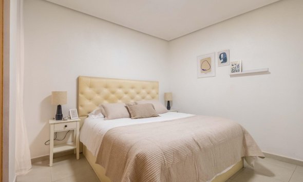 Revente - Apartment -
Torrevieja - Las Calas