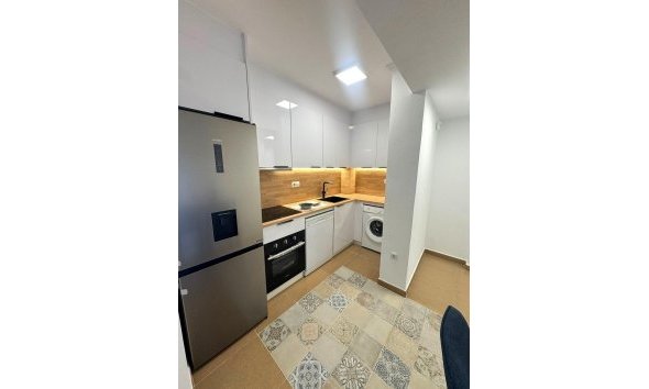 Revente - Apartment -
Torrevieja - Centro - Muelle Pesquero