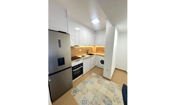 Revente - Apartment -
Torrevieja - Centro - Muelle Pesquero