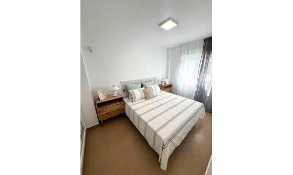 Revente - Apartment -
Torrevieja - Centro - Muelle Pesquero