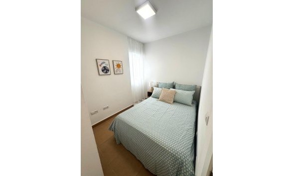 Revente - Apartment -
Torrevieja - Centro - Muelle Pesquero