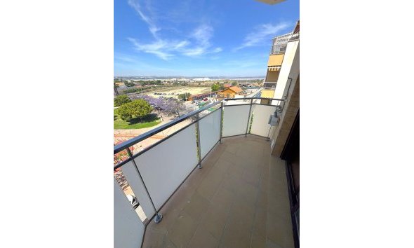 Revente - Apartment -
Torrevieja - Centro - Muelle Pesquero