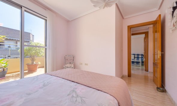 Revente - Attique -
Torrevieja - Centro