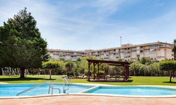 Revente - Bungalow -
Torrevieja - Parque de las Naciones