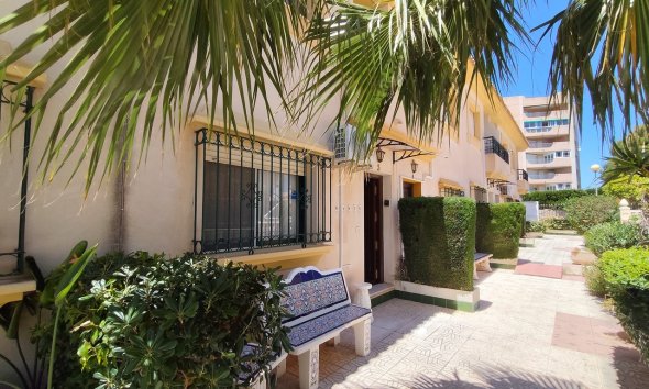 Revente - Town House -
La Zenia - Costa Blanca