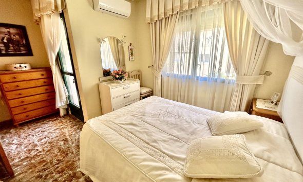 Revente - Town House -
La Zenia - Costa Blanca