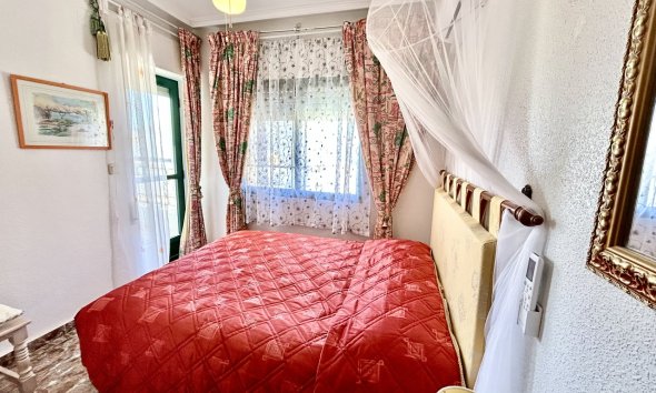 Revente - Town House -
La Zenia - Costa Blanca