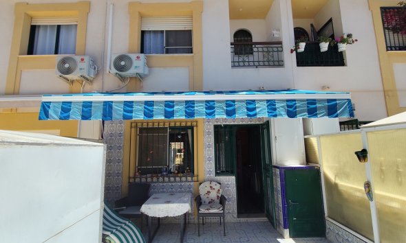 Revente - Town House -
La Zenia - Costa Blanca