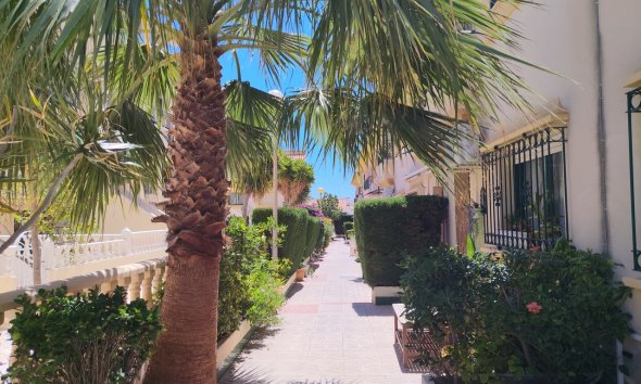 Revente - Town House -
La Zenia - Costa Blanca
