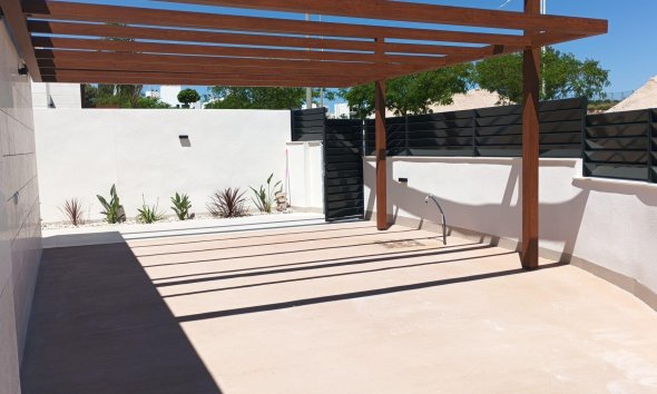 Nouvelle construction - Villa -
Pilar de la Horadada - Roda Golf