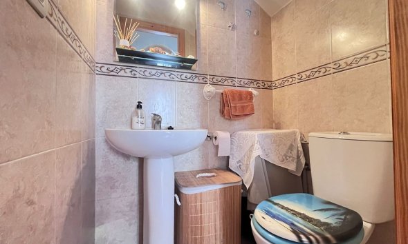 Revente - Town House -
Villamartin - Costa Blanca