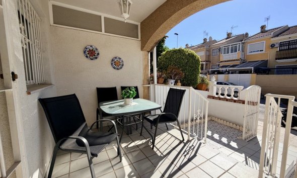 Revente - Town House -
Torrevieja - Costa Blanca