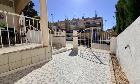 Revente - Town House -
Torrevieja - Costa Blanca