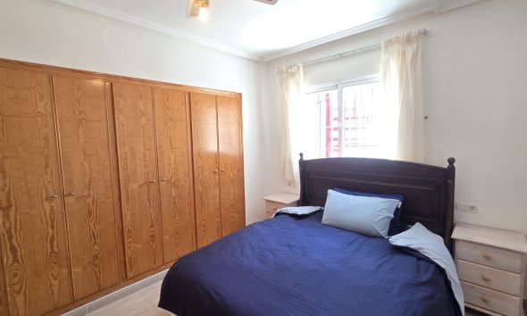 Revente - Apartment -
Villamartin - Costa Blanca