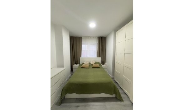 Revente - Apartment -
Torrevieja - Curva Del Palangre