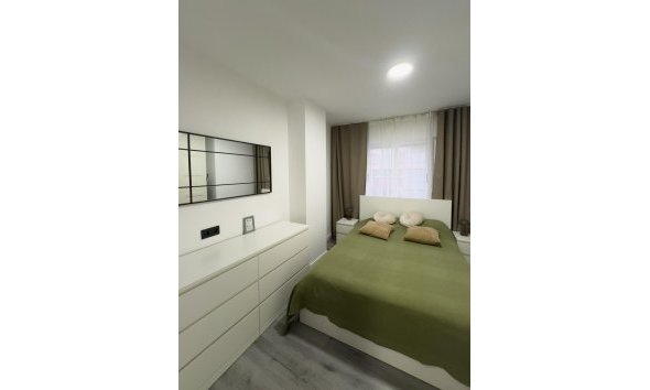 Revente - Apartment -
Torrevieja - Curva Del Palangre