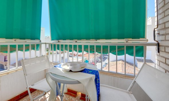 Revente - Apartment -
Torrevieja - Centro