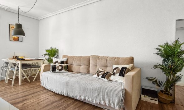 Revente - Apartment -
Torrevieja - Costa Blanca