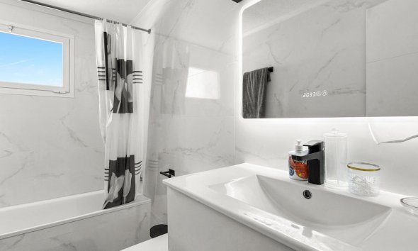 Revente - Apartment -
Torrevieja - Costa Blanca