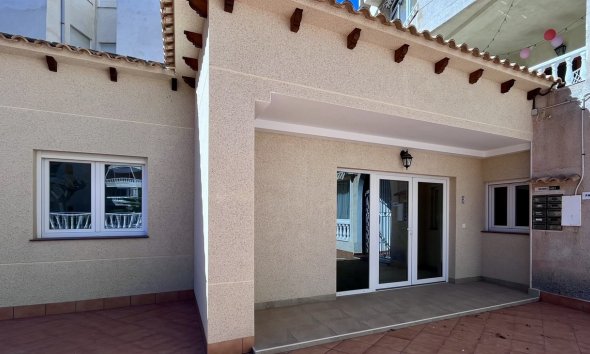 Reventa - Bungalow -
Torrevieja